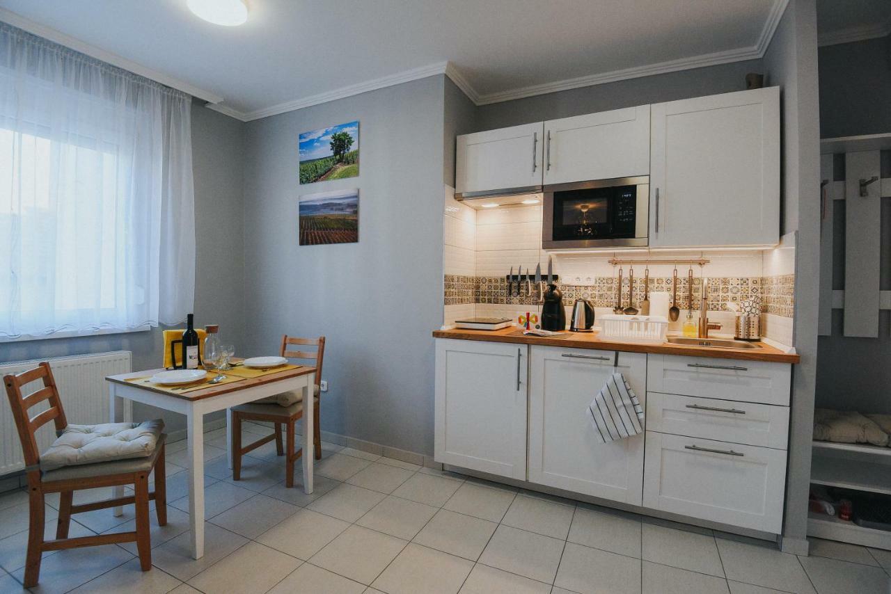 Vitalis Apartman Eger Exterior photo