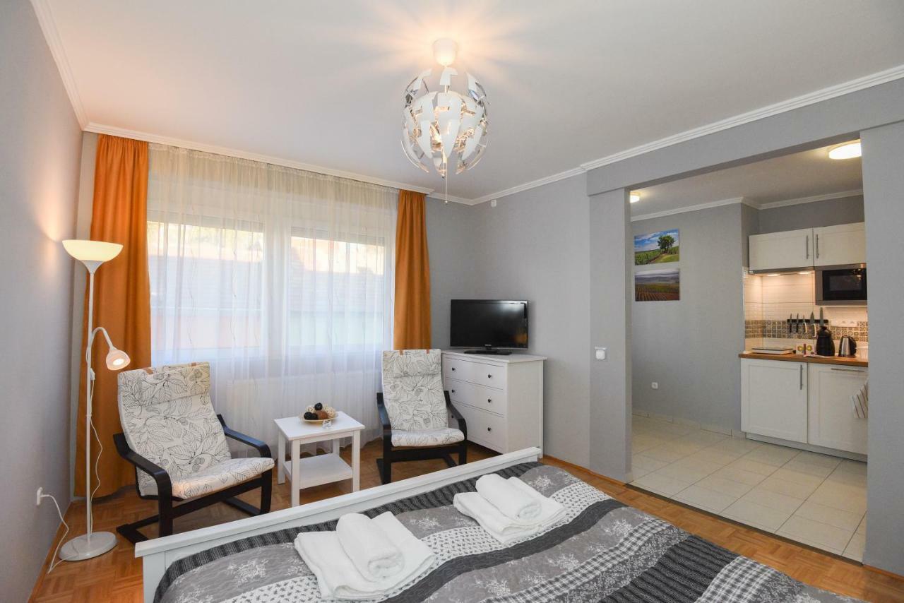Vitalis Apartman Eger Exterior photo